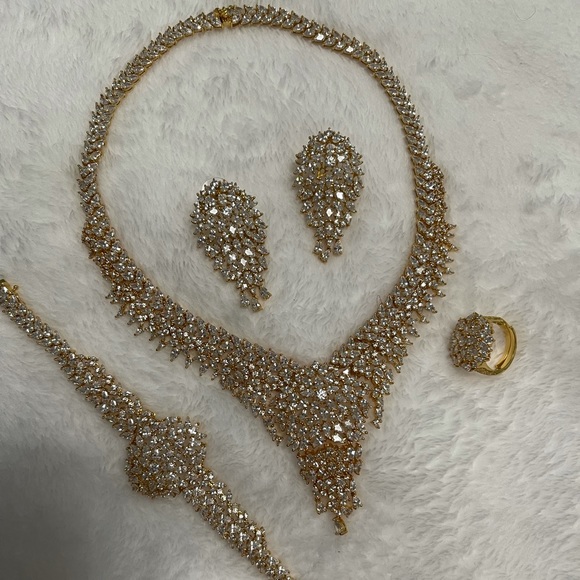 Necklace set - Picture 3 of 3